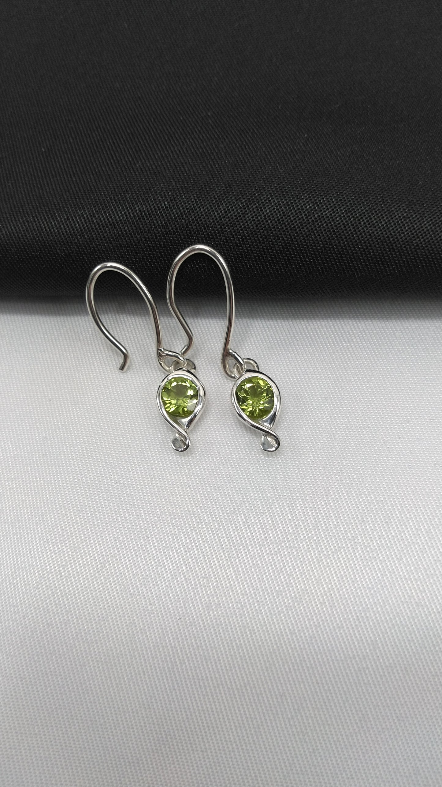Peridot Twist Earrings in Silver