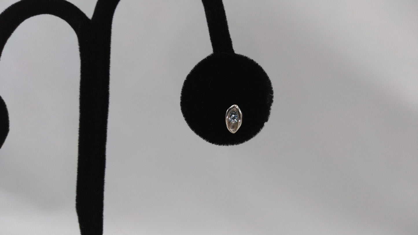 Mini Calla Zircon Studs in Silver