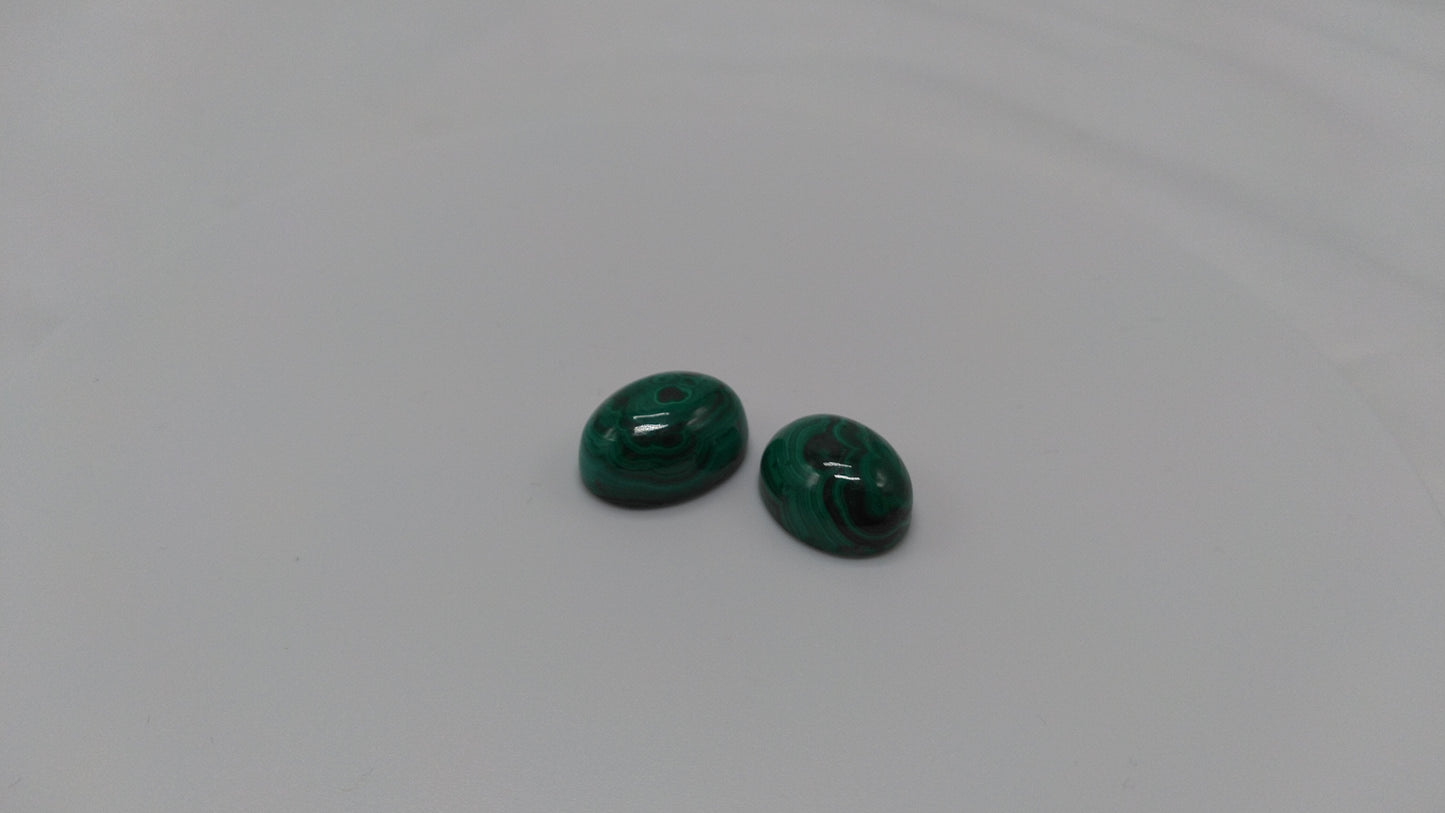 Oval Cabochon Malachites