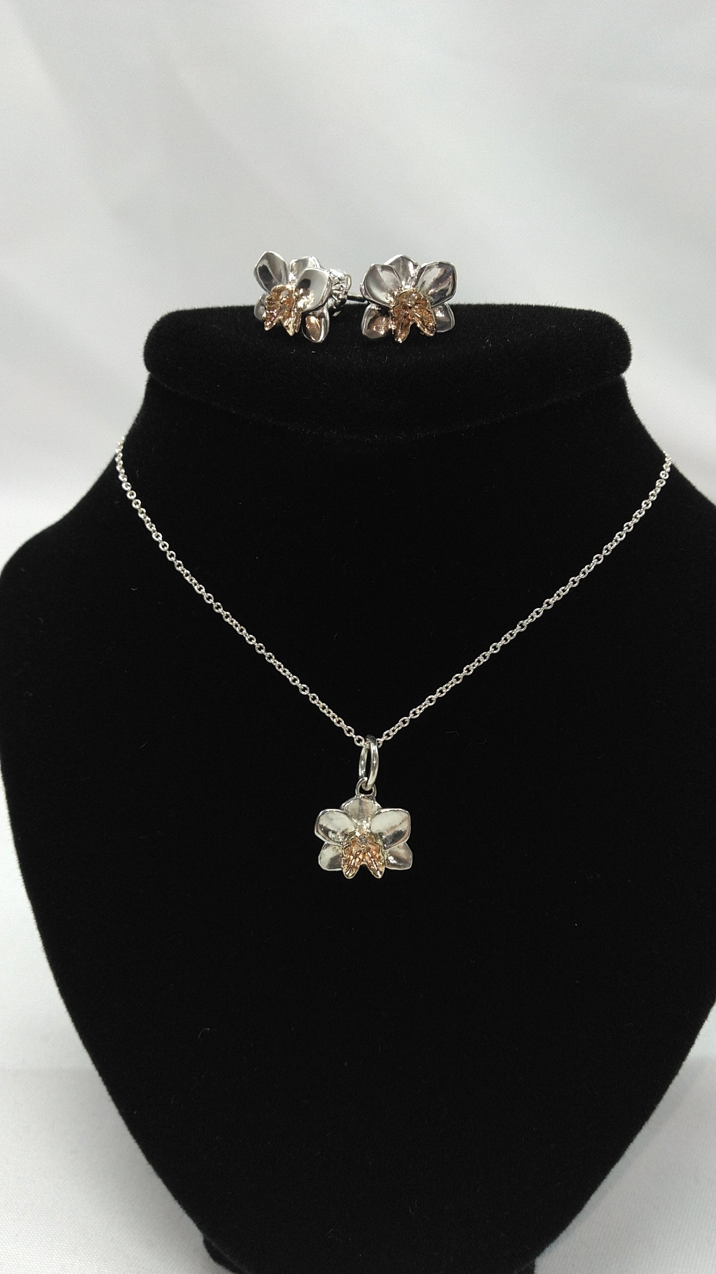 Orchid Set in Silver and 14K Yellow Gold with Diamonds