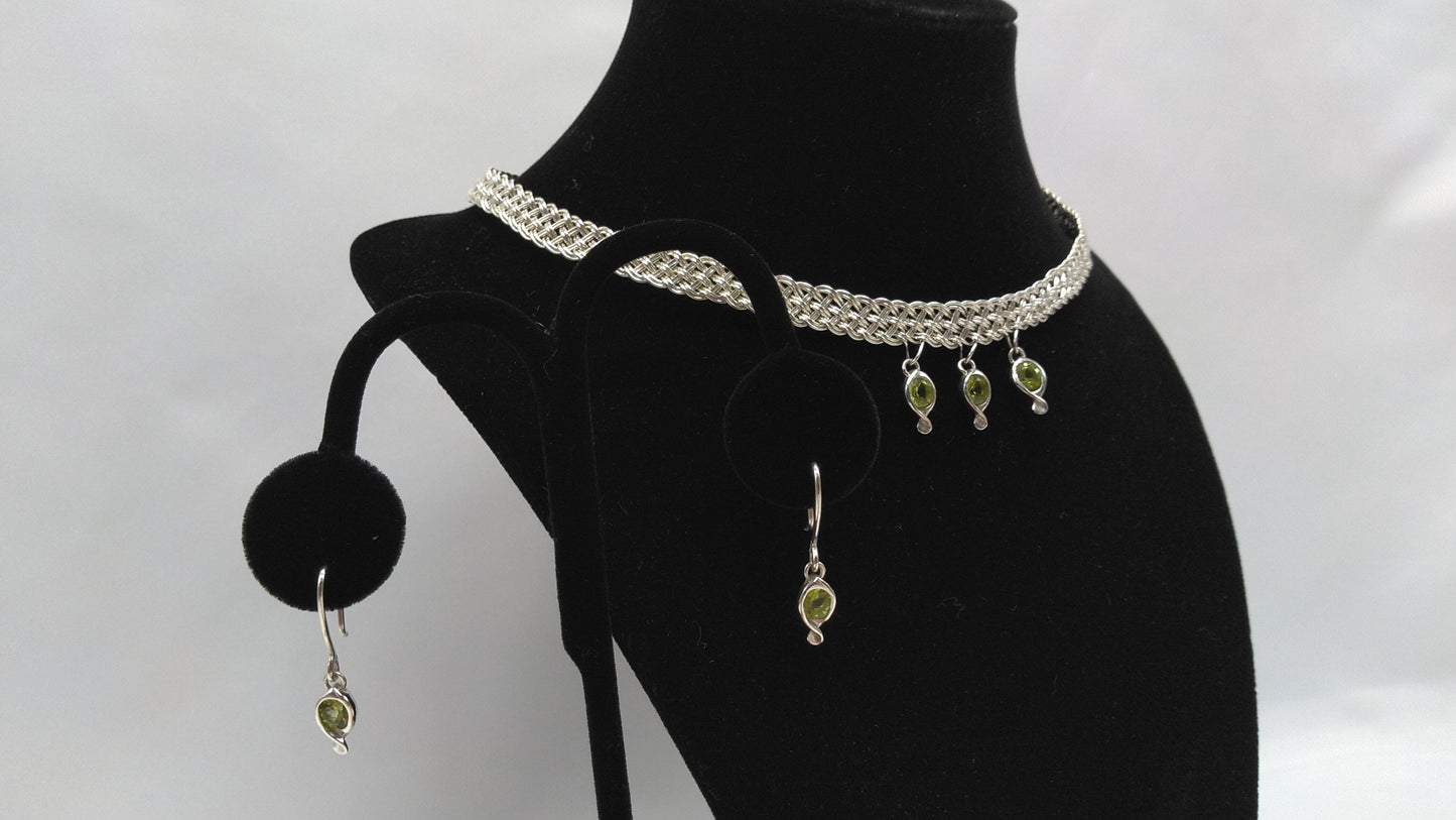 Woven Peridot Collar & Peridot Twist Earring Set