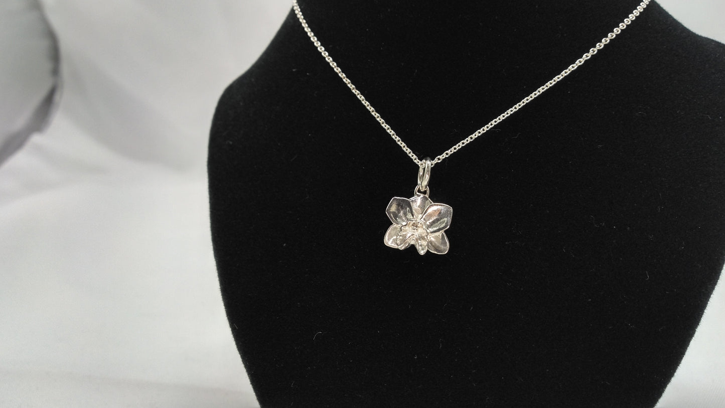Orchid Necklace in Silver with Diamond