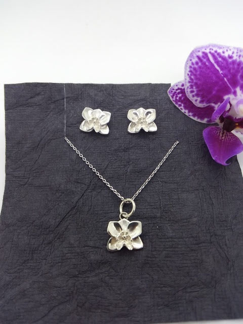 Orchid Set in Silver